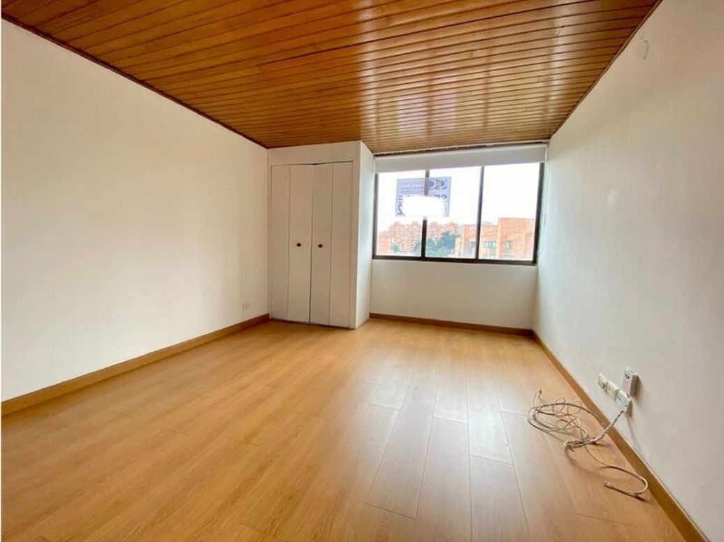 Apartamento de 3 alcobas en venta en Ub. Cordoba, Bogotá, 114 m² · foto 16 de 20