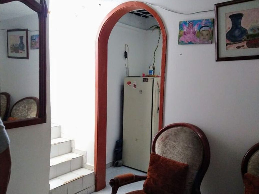 Casa de 13 alcobas en venta en Timiza, Bogotá, 276 m² · foto 14 de 20
