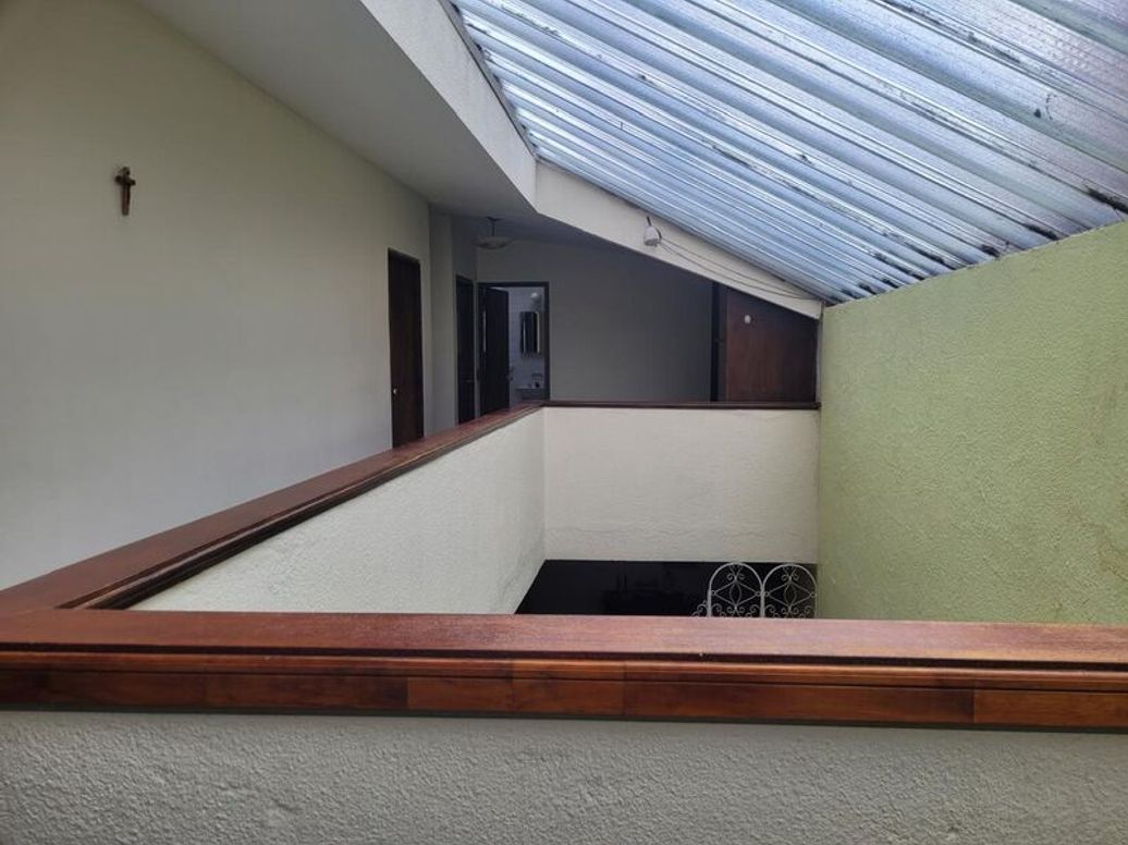 Casa de 3 alcobas en venta en Bella Suiza, Bogotá, 283 m² · foto 12 de 16