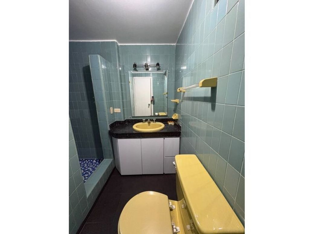 Apartamento de 2 alcobas en venta en Chico Norte Et. Ii, Bogotá, 100 m² · foto 10 de 13