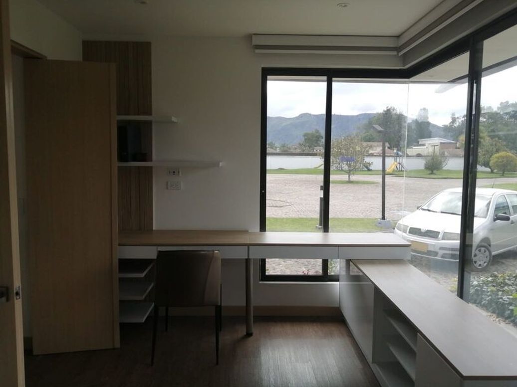 Casa de 4 alcobas en venta en Viveros, Bogotá, 440 m² · foto 6 de 20