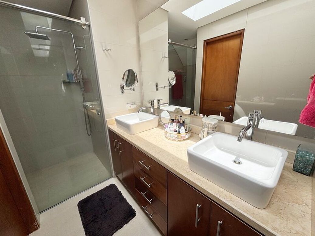Casa de 4 alcobas en venta en A.S.D., Bogotá, 284 m² · foto 17 de 20