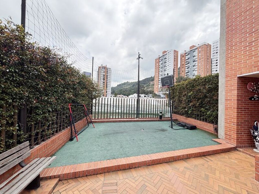 Casa de 4 alcobas en venta en A.S.D., Bogotá, 284 m² · foto 19 de 20