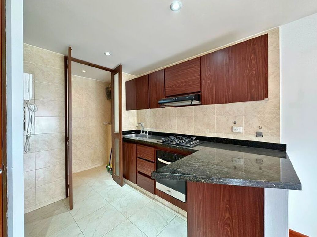 Apartaestudio en venta en Bogotá, Bogotá, 37 m² · foto 3 de 12