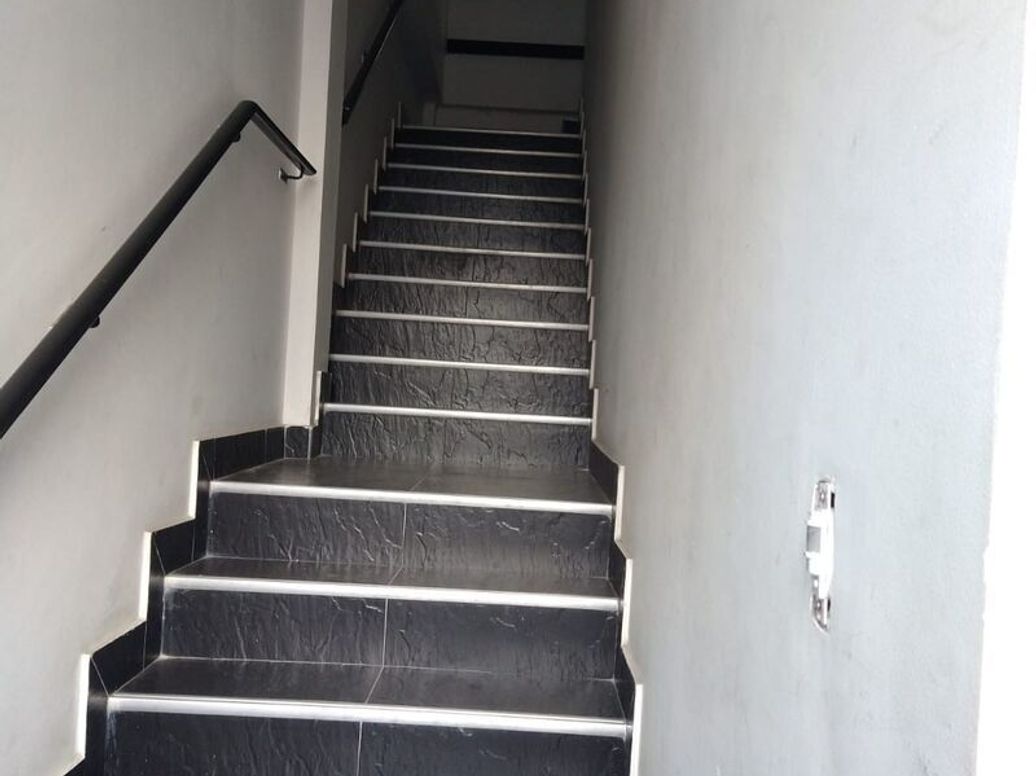 Casa de 13 alcobas en venta en Tunjuelito, Bogotá, 312 m² · foto 2 de 10