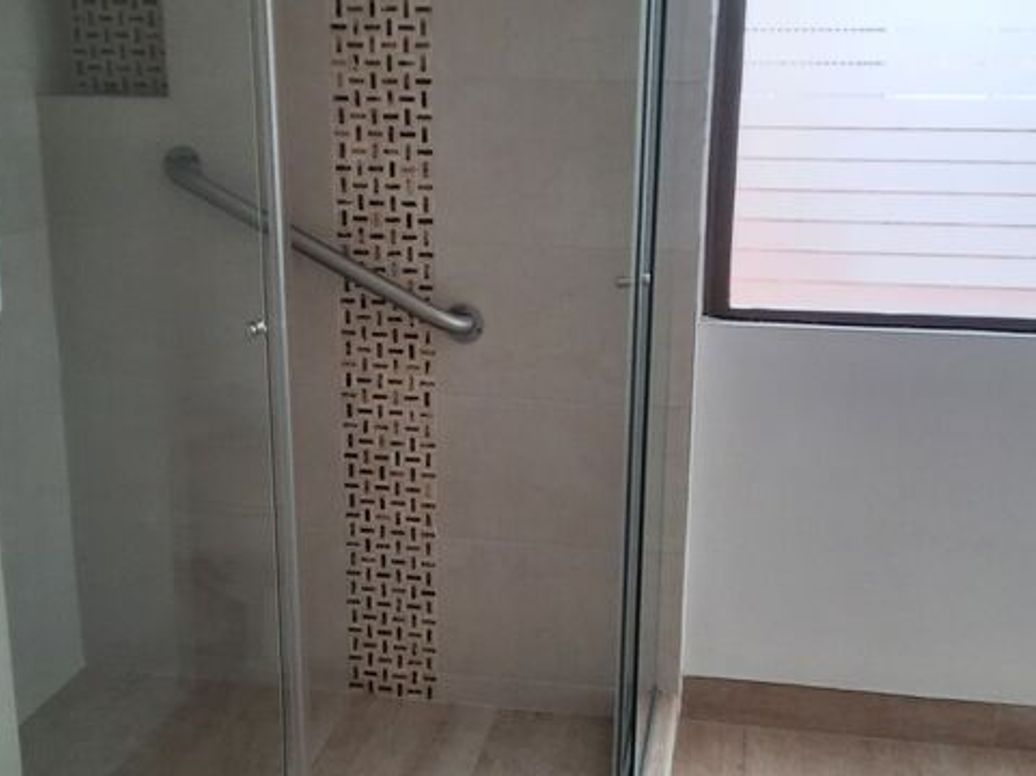 Apartamento de 3 alcobas en venta en Chico, Bogotá, 270 m² · foto 8 de 10