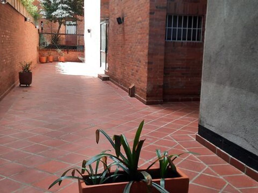 Apartamento de 3 alcobas en venta en Chico, Bogotá, 270 m² · foto 9 de 10