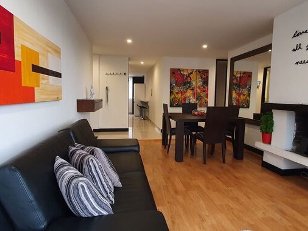 Apartamento de 2 alcobas en venta en Usaquén, Bogotá, 83 m² · foto 2 de 15