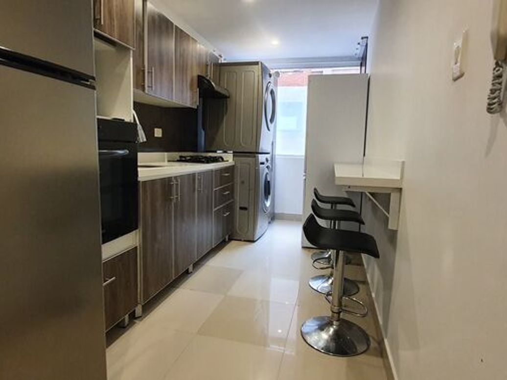 Apartamento de 2 alcobas en venta en Usaquén, Bogotá, 83 m² · foto 5 de 15