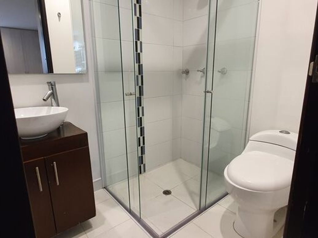 Apartamento de 2 alcobas en venta en Usaquén, Bogotá, 83 m² · foto 6 de 15