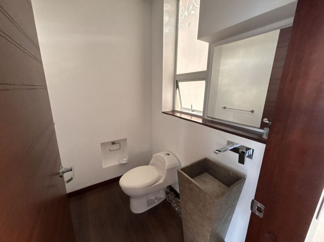 Casa de 4 alcobas en venta en A.S.D., Bogotá · foto 6 de 19