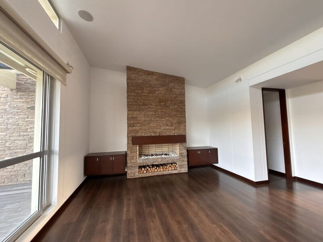 Casa de 4 alcobas en venta en A.S.D., Bogotá · foto 3 de 19