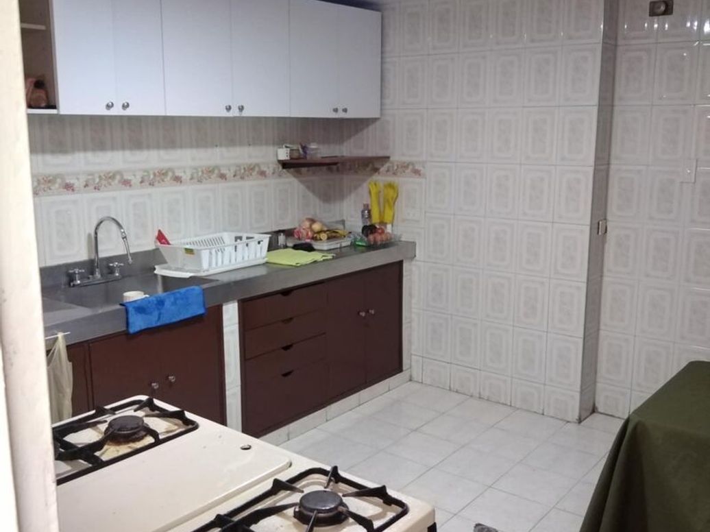 Casa de 5 alcobas en venta en Rafael Núñez, Bogotá, 194 m² · foto 7 de 20