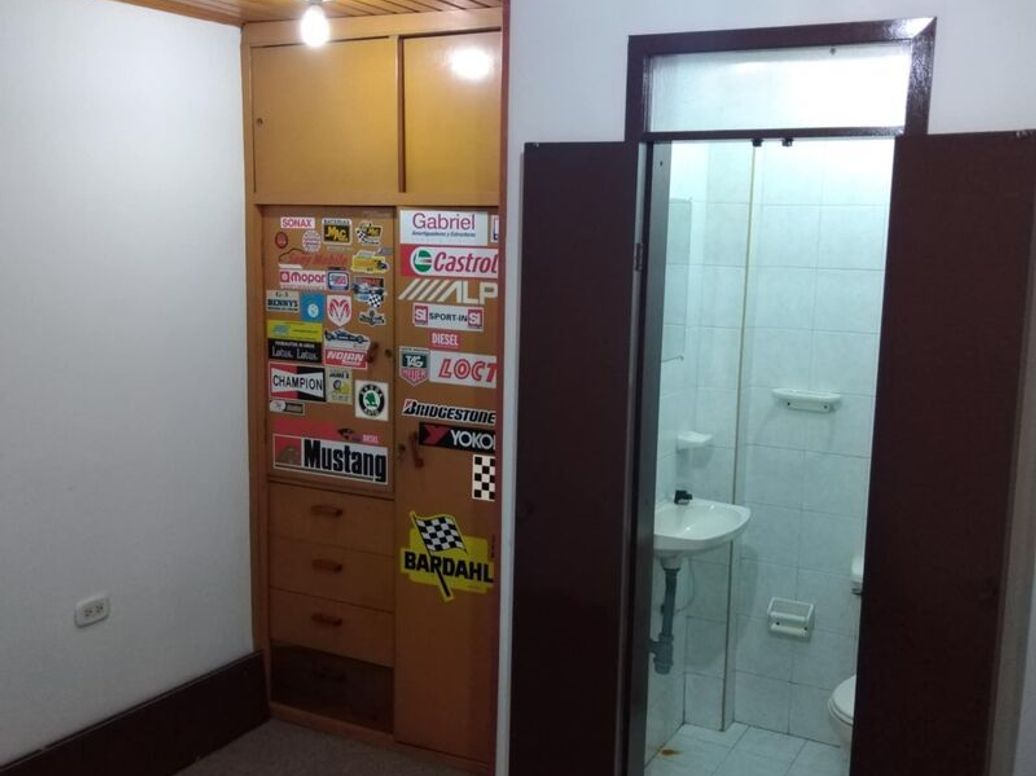 Casa de 5 alcobas en venta en Rafael Núñez, Bogotá, 194 m² · foto 13 de 20