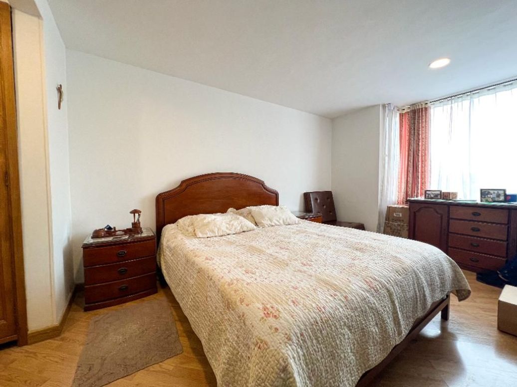Apartamento de 4 alcobas en venta en Puente Largo, Bogotá, 100 m² · foto 16 de 20