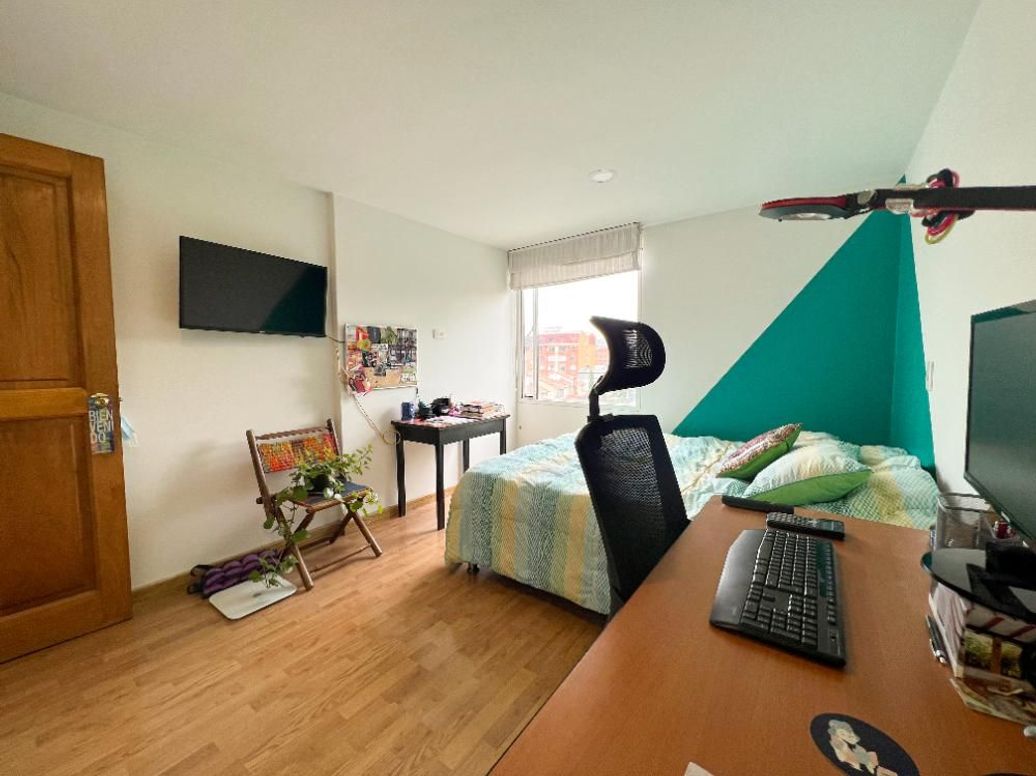 Apartamento de 4 alcobas en venta en Puente Largo, Bogotá, 100 m² · foto 12 de 20