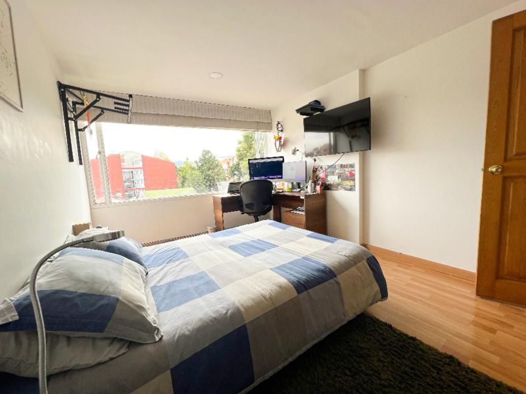 Apartamento de 4 alcobas en venta en Puente Largo, Bogotá, 100 m² · foto 14 de 20