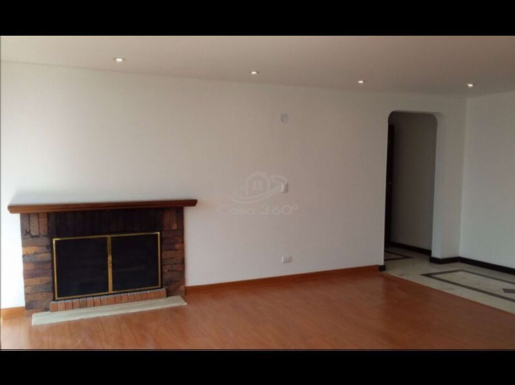 Apartamento de 4 alcobas en venta en El Refugio, Bogotá, 168 m² · foto 6 de 6