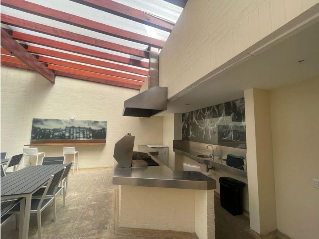 Apartaestudio en venta en Chicó Norte, Bogotá, 51 m² · foto 17 de 18