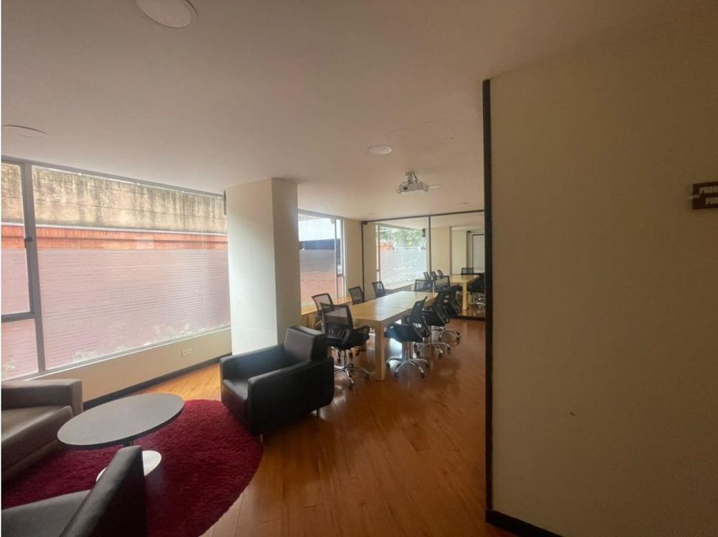 Apartaestudio en venta en Chicó Norte, Bogotá, 51 m² · foto 10 de 18