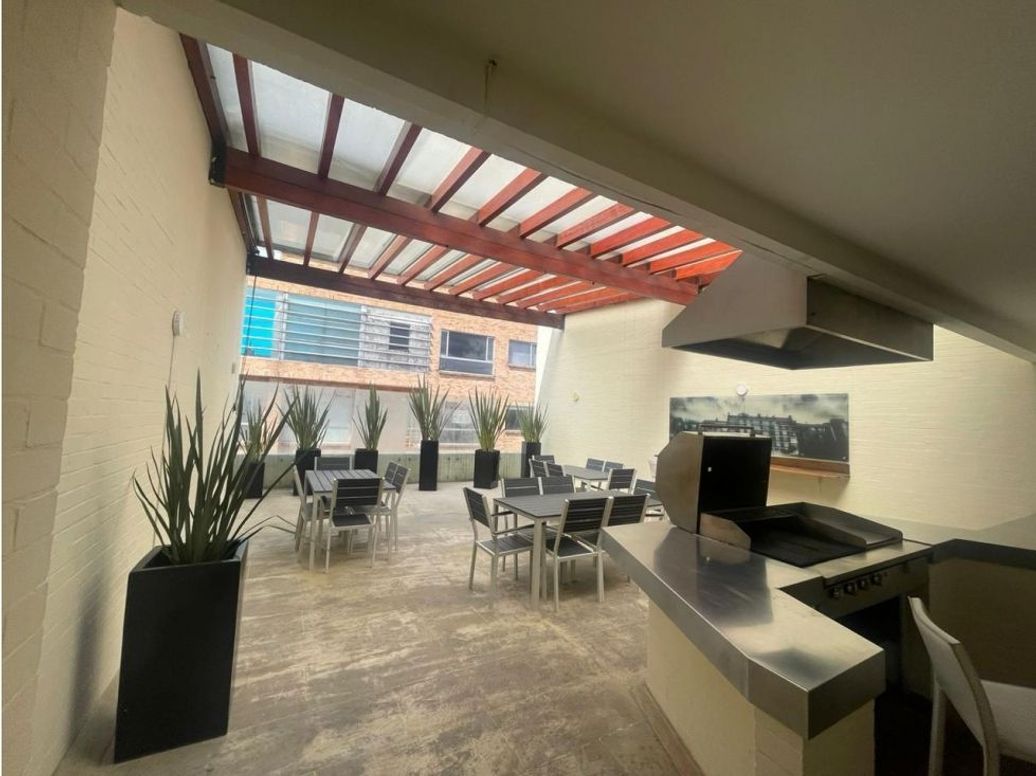 Apartaestudio en venta en Chicó Norte, Bogotá, 51 m² · foto 16 de 18