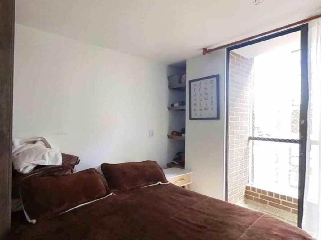 Apartamento de 1 alcoba en venta en Los Cedros Oriental, Bogotá, 28 m² · foto 4 de 16