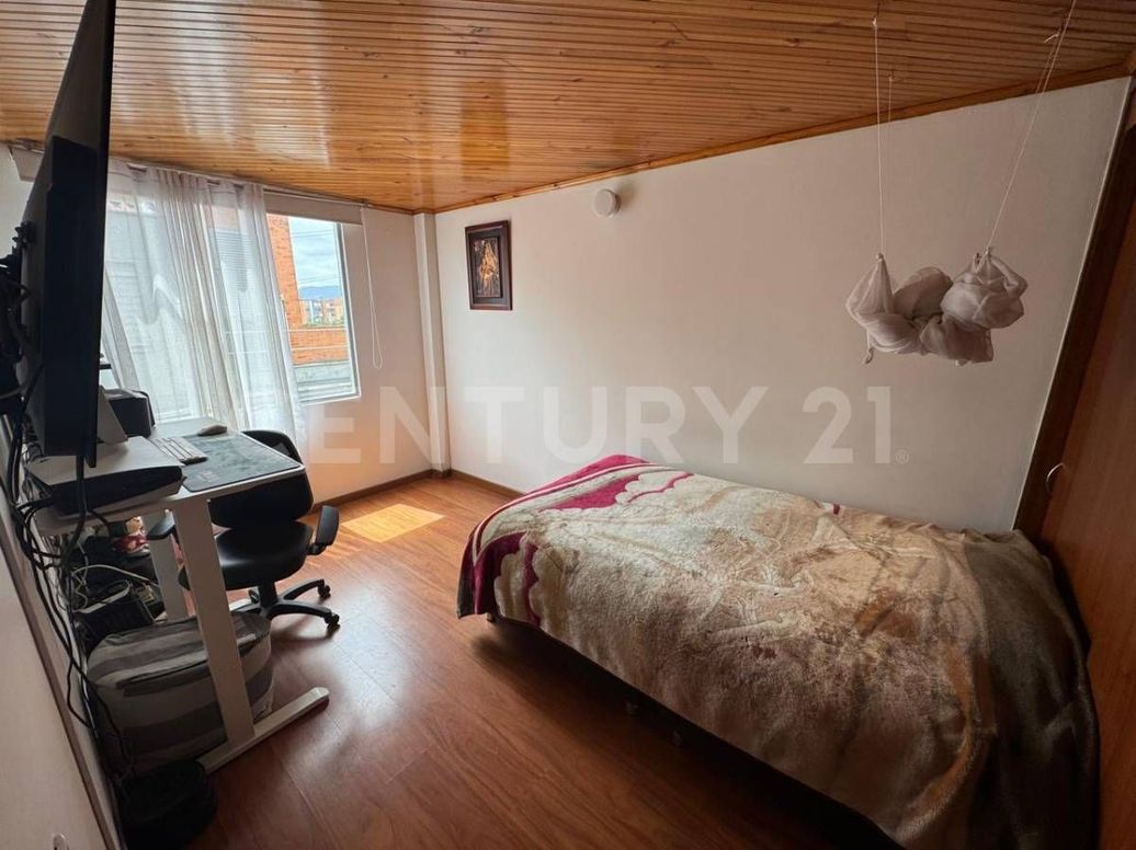 Casa de 4 alcobas en venta en Hayuelos, Bogotá, 115 m² · foto 12 de 20