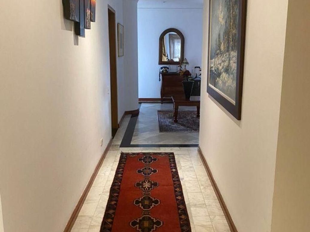 Apartamento de 2 alcobas en venta en Los Rosales, Bogotá, 150 m² · foto 9 de 11