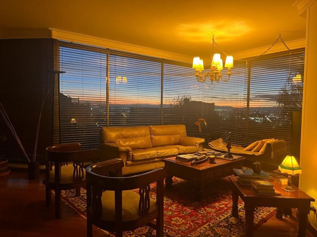 Apartamento de 2 alcobas en venta en Los Rosales, Bogotá, 150 m² · foto 5 de 11