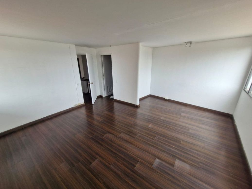 Apartamento de 3 alcobas en venta en Bosque Izquierdo, Bogotá, 141 m² · foto 20 de 20