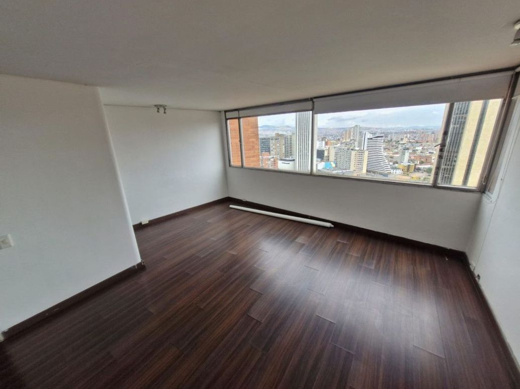 Apartamento de 3 alcobas en venta en Bosque Izquierdo, Bogotá, 141 m² · foto 7 de 20