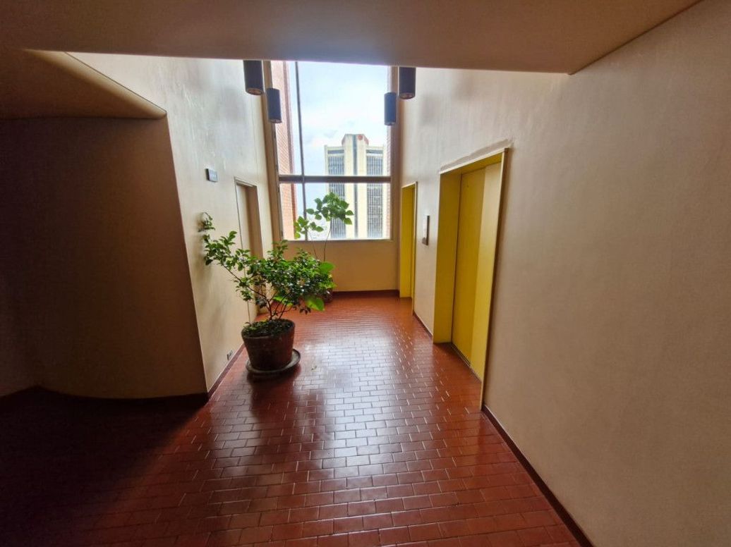 Apartamento de 3 alcobas en venta en Bosque Izquierdo, Bogotá, 141 m² · foto 4 de 20