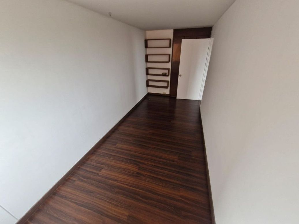 Apartamento de 3 alcobas en venta en Bosque Izquierdo, Bogotá, 141 m² · foto 17 de 20