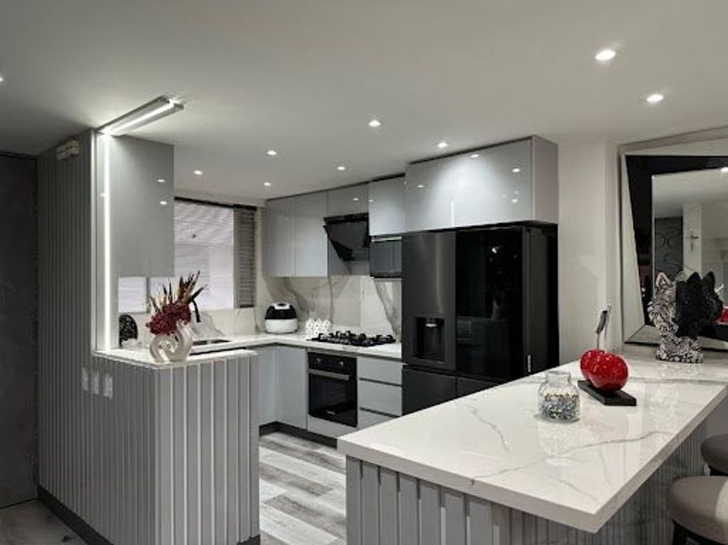 Casa de 4 alcobas en venta en Gratamira, Bogotá, 225 m² · foto 4 de 20