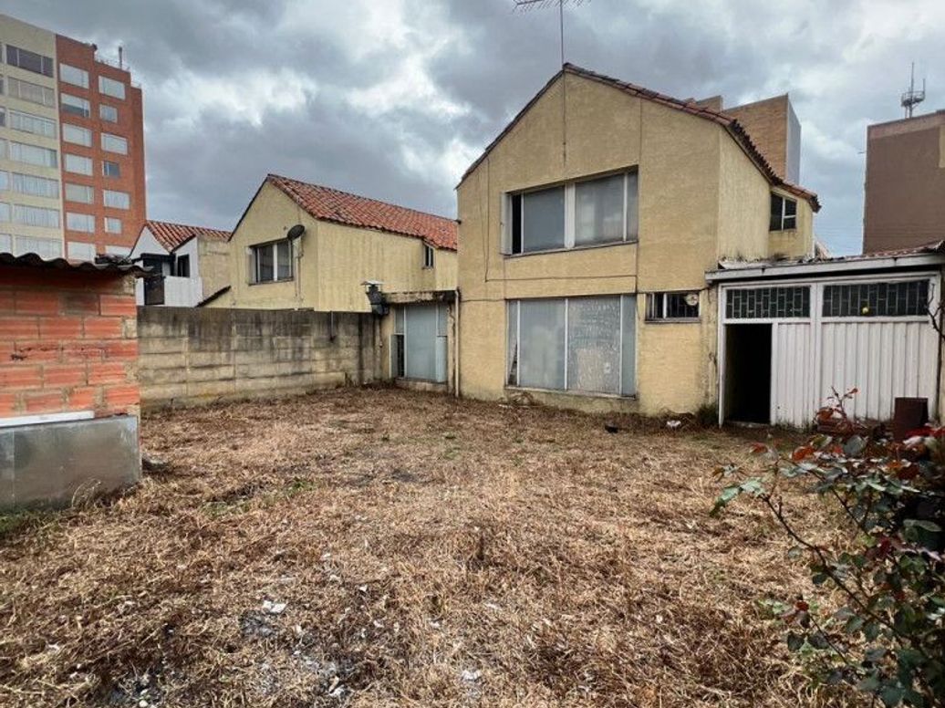 Casa de 3 alcobas en venta en Los Cedros, Bogotá, 195 m² · foto 2 de 20