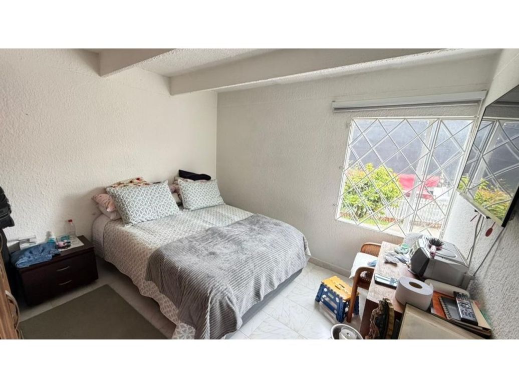 Apartamento de 2 alcobas en venta en Lombardía, Bogotá, 54 m² · foto 9 de 14