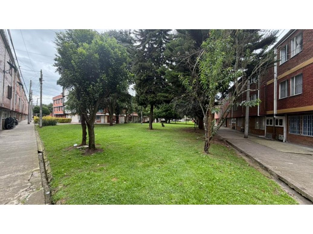 Apartamento de 2 alcobas en venta en Lombardía, Bogotá, 54 m² · foto 4 de 14