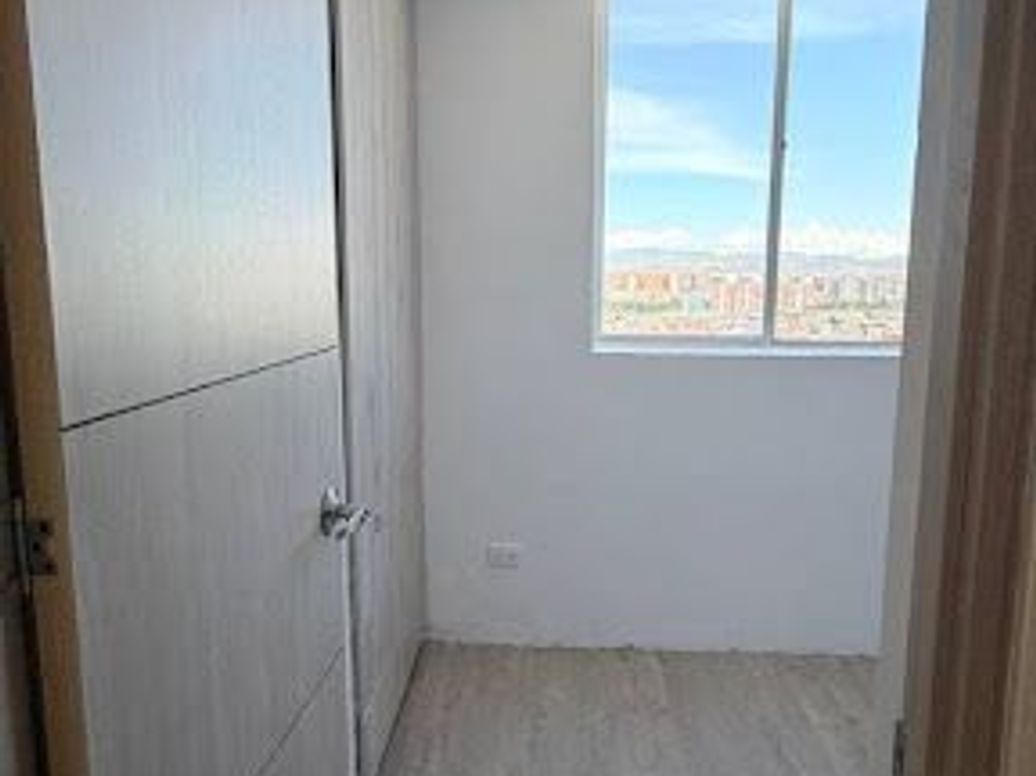 Apartamento de 2 alcobas en venta en Nueva Castilla, Bogotá, 38 m² · foto 9 de 14