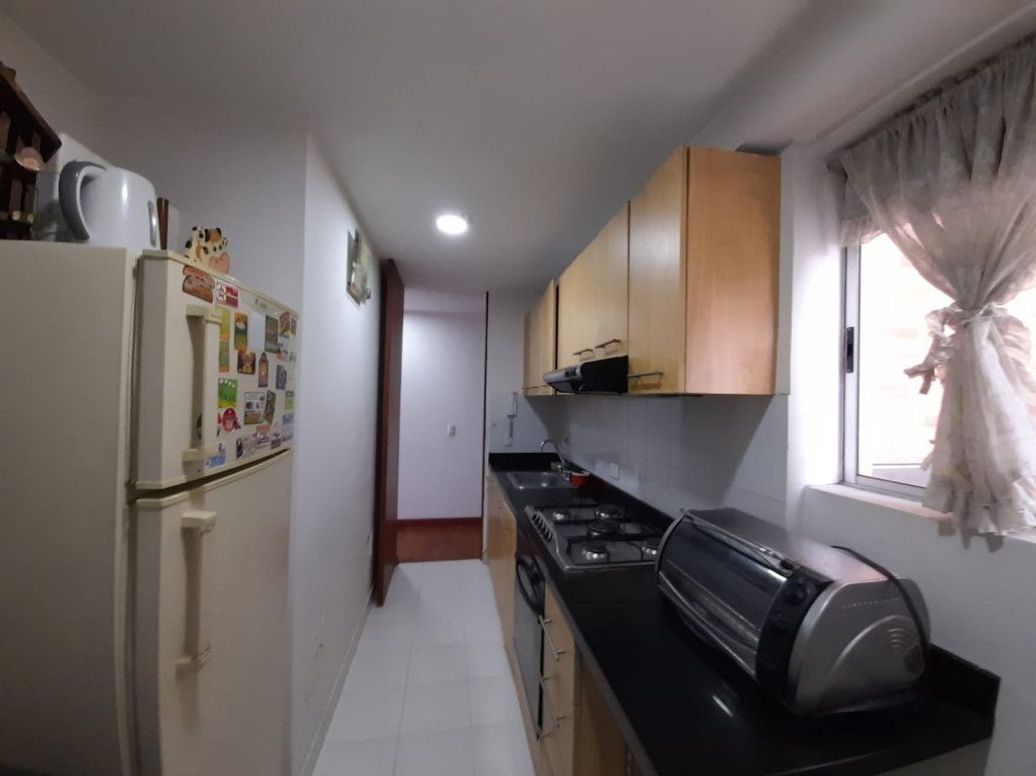 Apartamento de 3 alcobas en venta en El Plan, Bogotá, 90 m² · foto 6 de 20