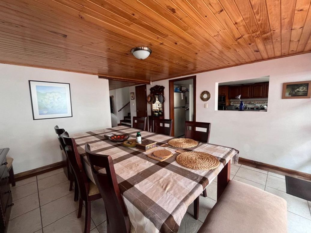 Casa de 5 alcobas en venta en Pasadena, Bogotá, 300 m² · foto 8 de 20