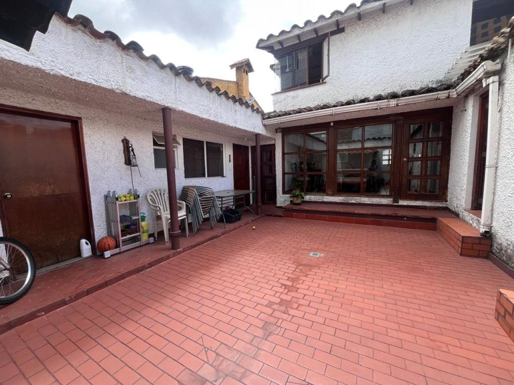 Casa de 5 alcobas en venta en Pasadena, Bogotá, 300 m² · foto 7 de 20
