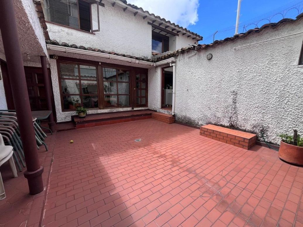Casa de 5 alcobas en venta en Pasadena, Bogotá, 300 m² · foto 13 de 20