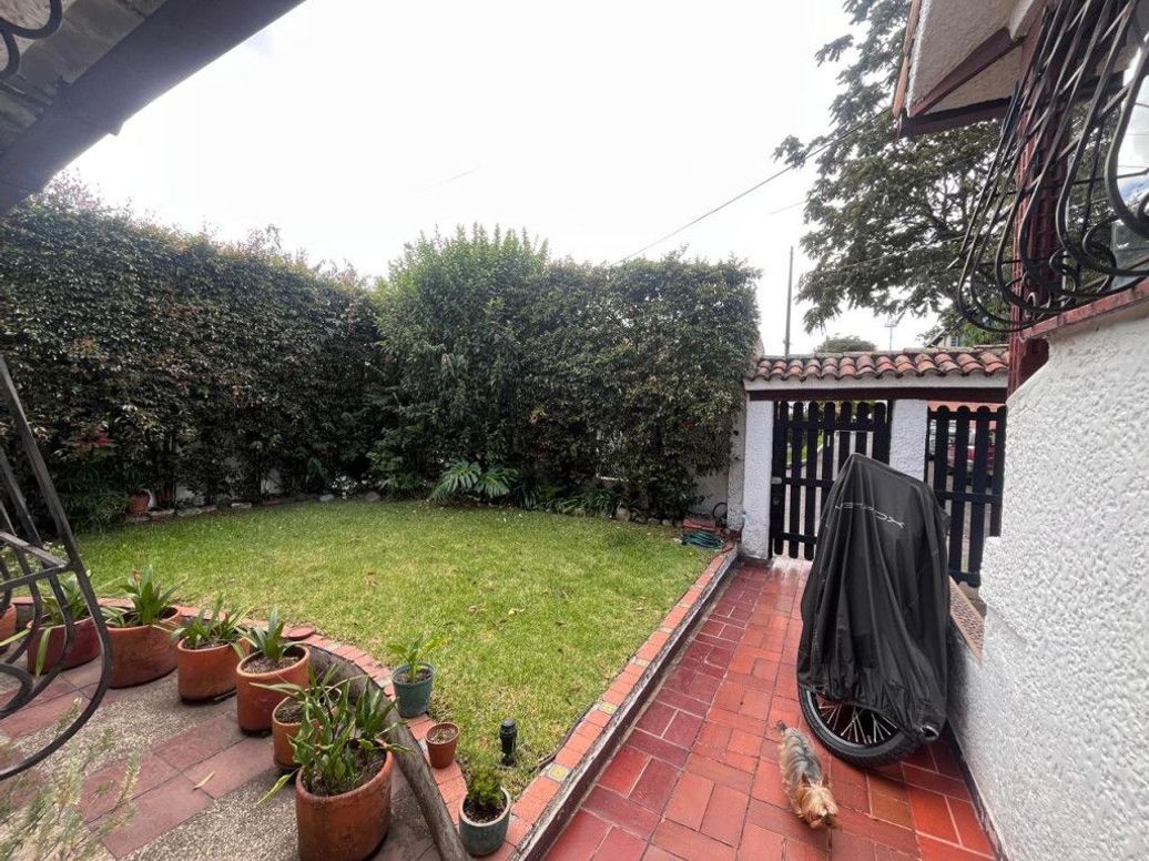 Casa de 5 alcobas en venta en Pasadena, Bogotá, 300 m² · foto 16 de 20