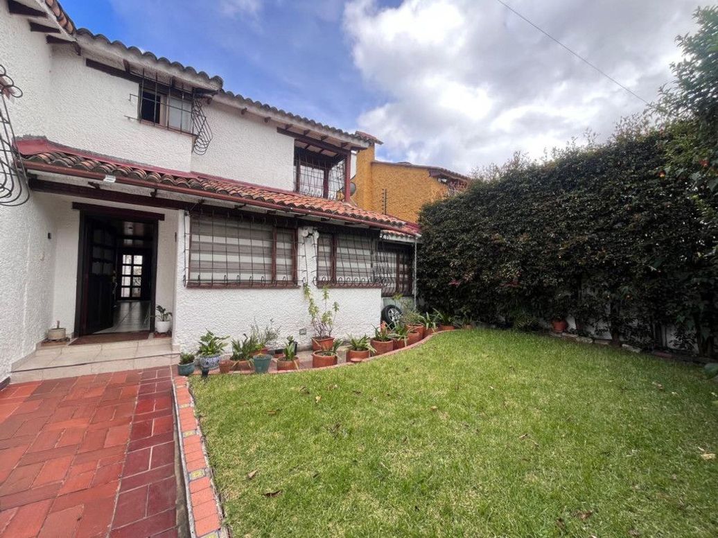 Casa de 5 alcobas en venta en Pasadena, Bogotá, 300 m² · foto 18 de 20
