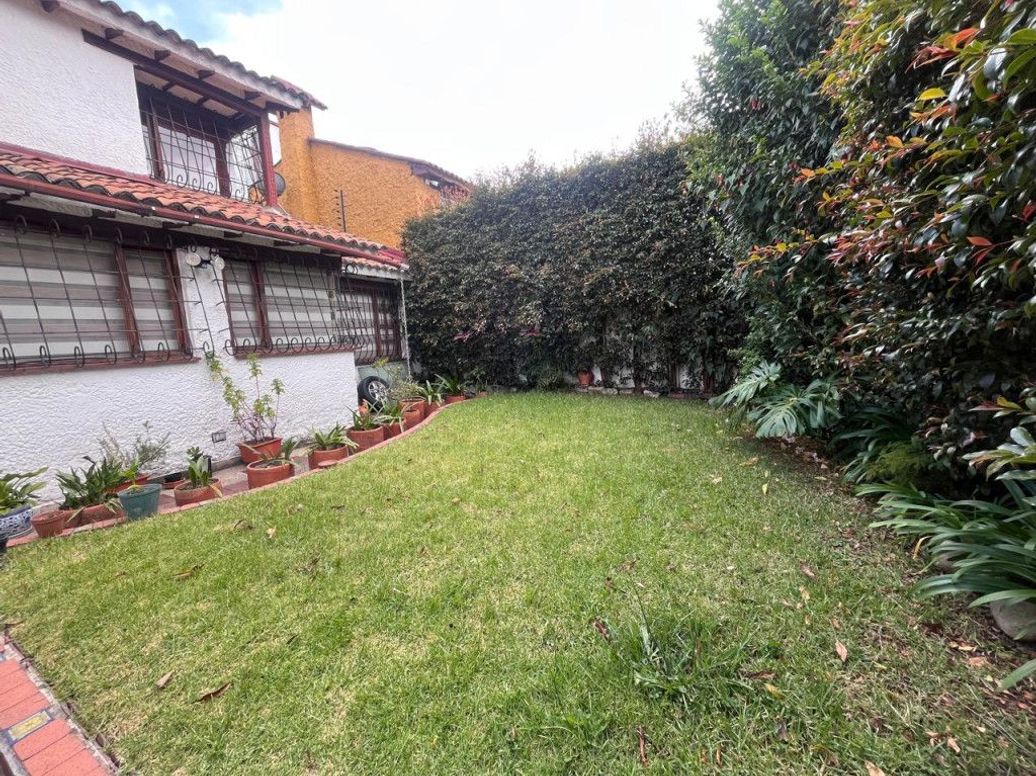 Casa de 5 alcobas en venta en Pasadena, Bogotá, 300 m² · foto 17 de 20