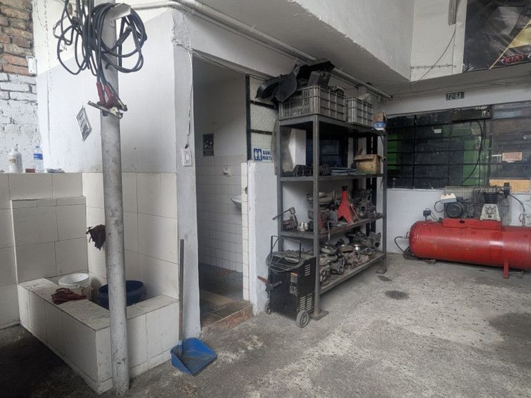 Casa de 2 alcobas en venta en La Chucua, Bogotá, 259 m² · foto 5 de 12