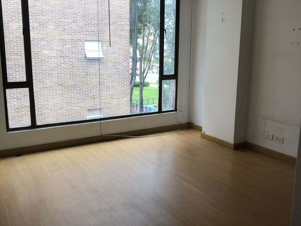 Apartamento de 1 alcoba en arriendo en Chico Norte Et. Iii, Bogotá, 52 m² · foto 3 de 9