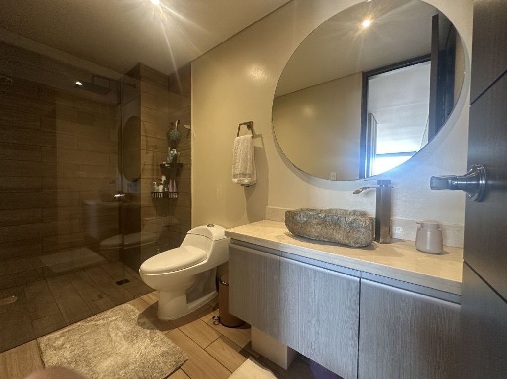 Apartamento de 2 alcobas en venta en Niza Suba, Bogotá, 107 m² · foto 10 de 20