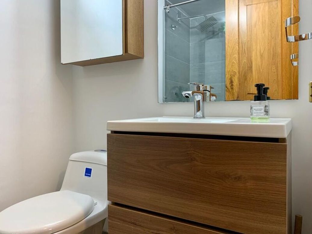 Apartamento de 3 alcobas en venta en Santa Barbara Central, Bogotá, 114 m² · foto 6 de 16