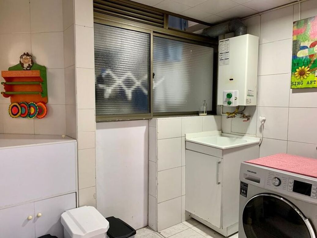 Apartamento de 3 alcobas en venta en Santa Barbara Central, Bogotá, 114 m² · foto 4 de 16